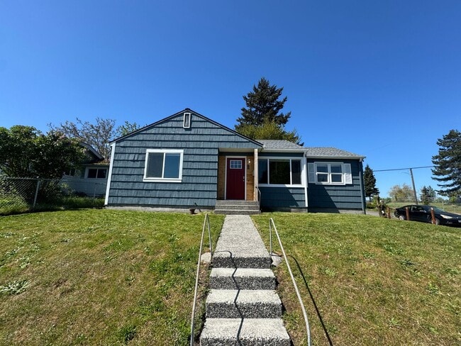 Building Photo - 3 Bedroom In East Tacoma!