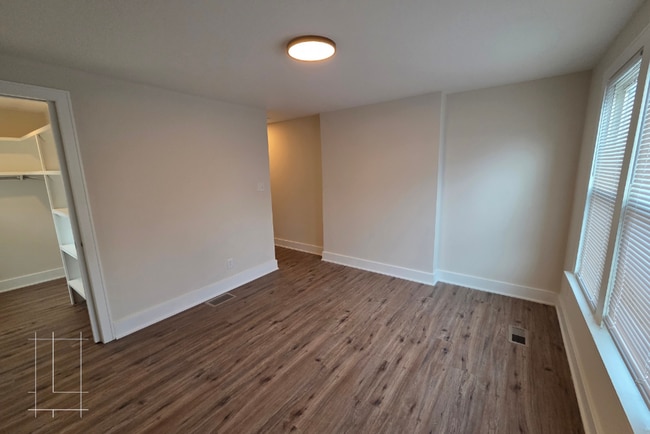 Building Photo - 1257 N 6th St