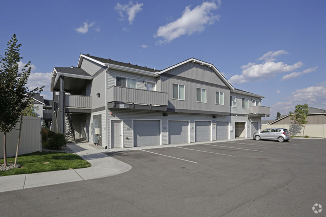 Building Photo - Residence at Tullamore