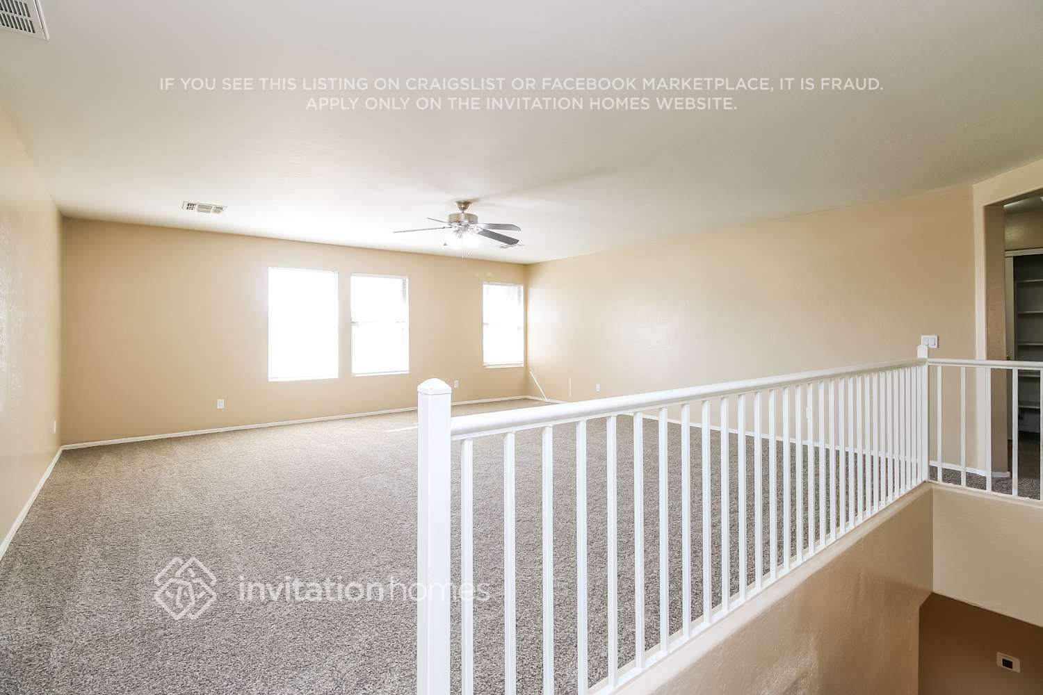 Building Photo - 11458 E Ramblewood Ave
