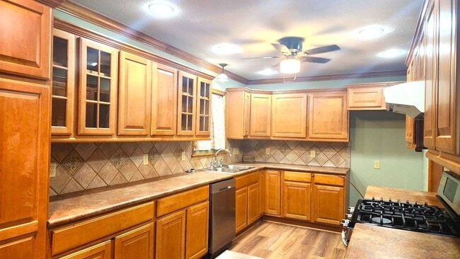 Building Photo - 3 Bed 1.5 Bath in the Coronado Heights 2nd Addn NW OKC