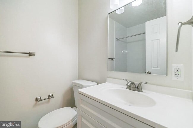 Building Photo - 10174 Cannon Ball Ct