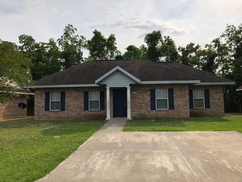Building Photo - 1607 Sugarland Terrace