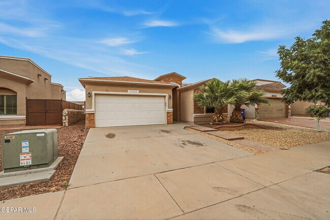Building Photo - 14949 Jerry Armstrong Ct