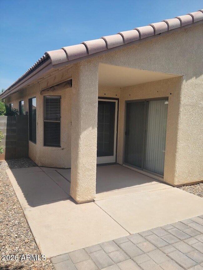 Building Photo - 4482 Calle Vista