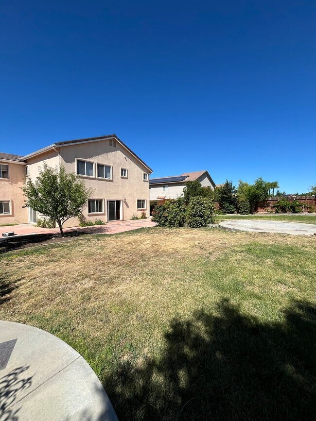 Building Photo - 1686 Kleck Rd