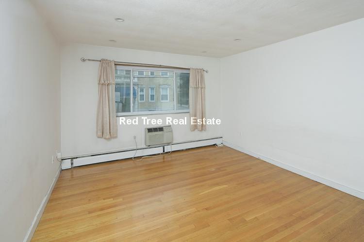 Building Photo - 34 Gardner St