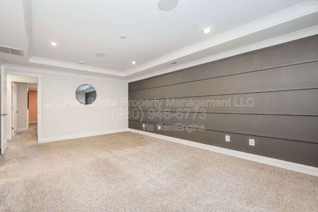 Building Photo - 19016 Yellow Birch Dr