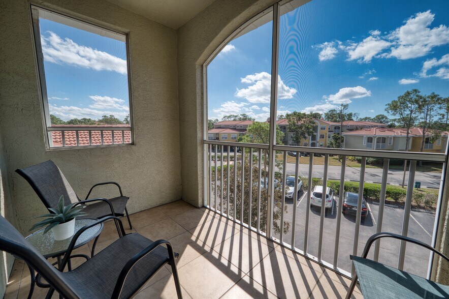 Lanai - 5551 Bentgrass Dr