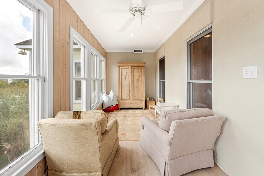 Building Photo - 64 Tradewind Ct