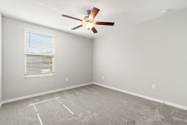 Building Photo - LIKE NEW 5 Bedroom Home for RENT in Touchstone!