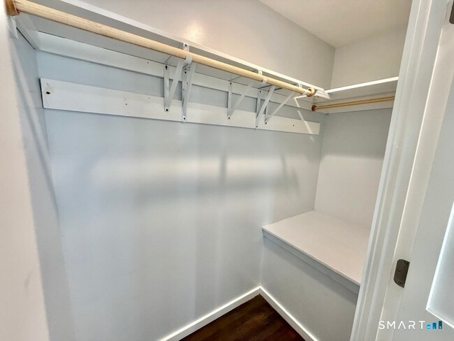 Building Photo - 66 Campfield Dr
