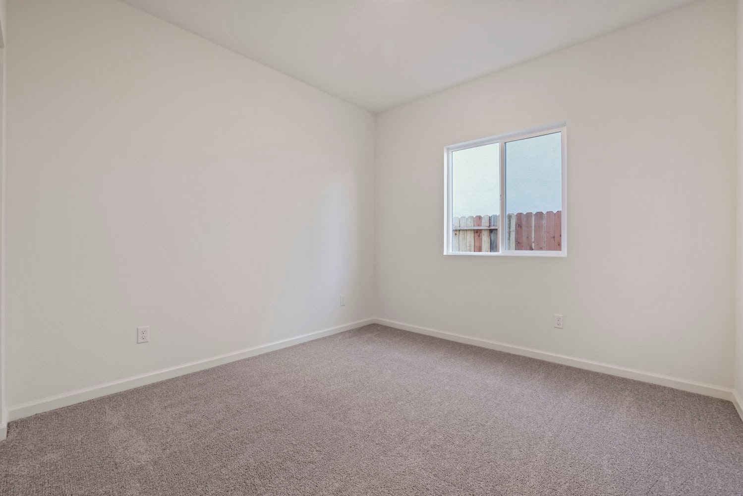 Bedroom 2 - 522 Bedfordshire Dr