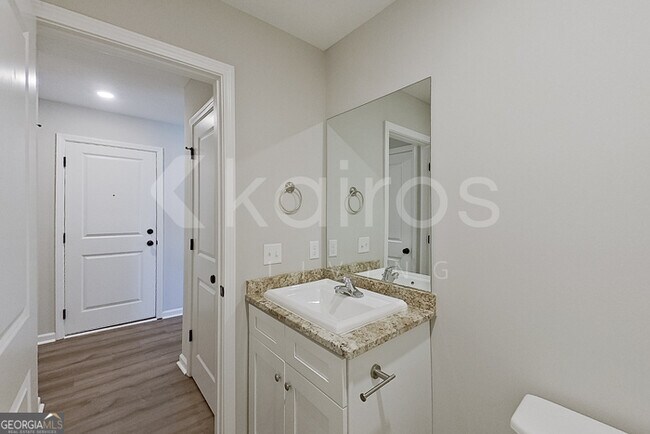 Building Photo - 52 Cottage Grove Dr