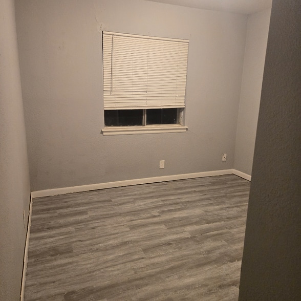 Building Photo - 4259 Summer Sun Ln
