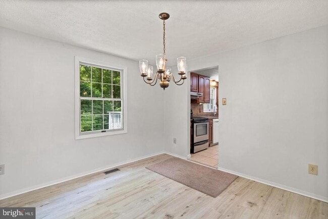 Building Photo - 8084 Winding Way Ct