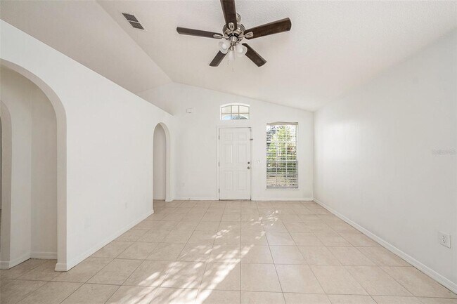 Building Photo - 1020 Brenton Leaf Dr