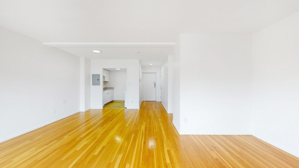 Building Photo - 525 Highland Ave