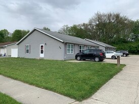 Building Photo - 225 Railroad St