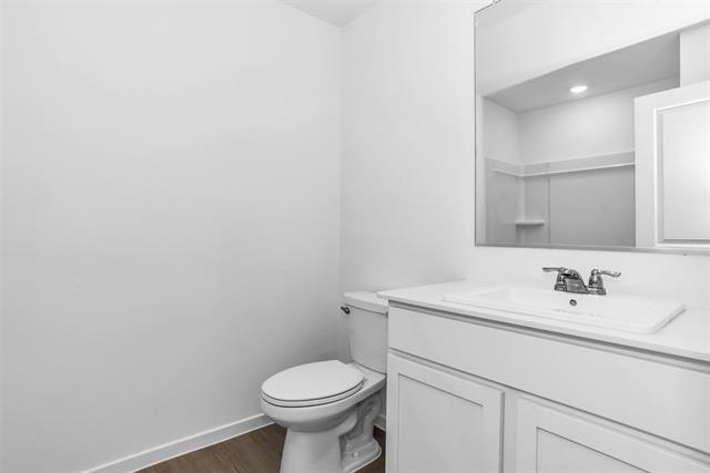 Building Photo - 2022 Shady Oaks Dr