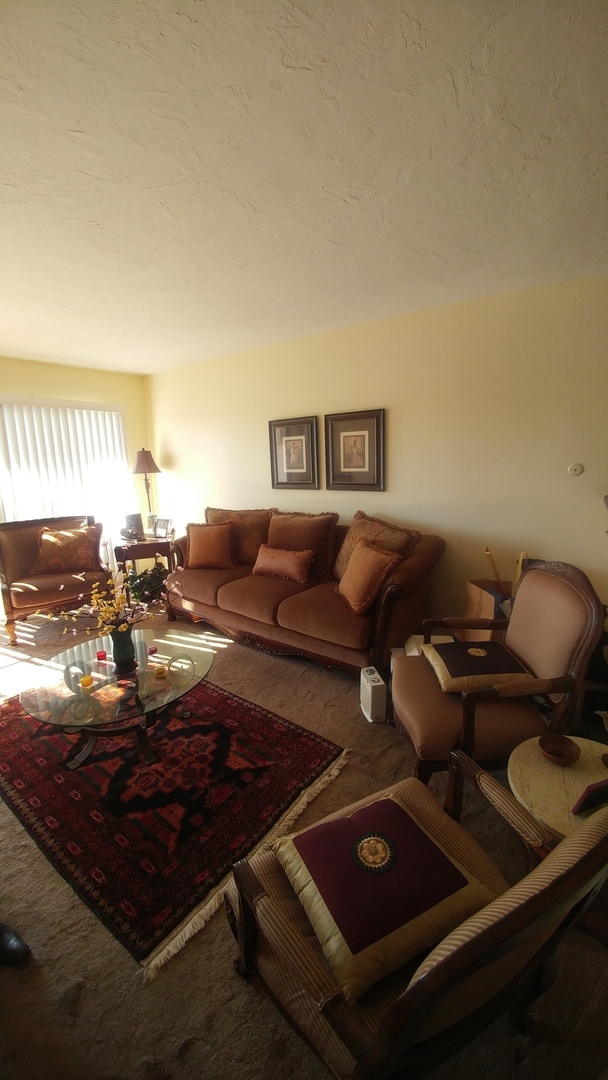 Building Photo - Beautiful 1 bedroom  Fashion Valley Condo