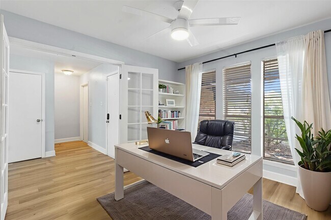Building Photo - 202 Coppersmith Dr