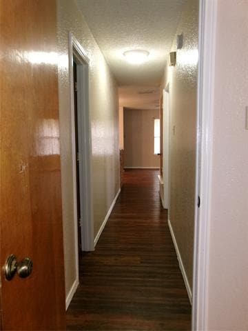 Building Photo - 1817 Family Cir