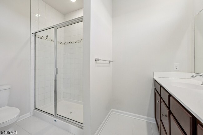 Building Photo - 32 Cortland Ct