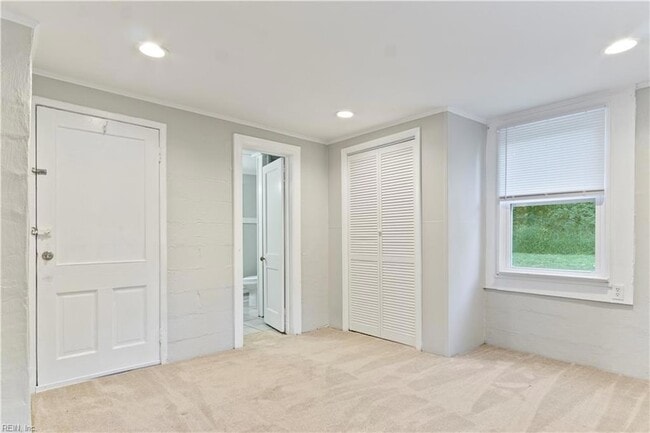 Building Photo - 108 Cooley Rd