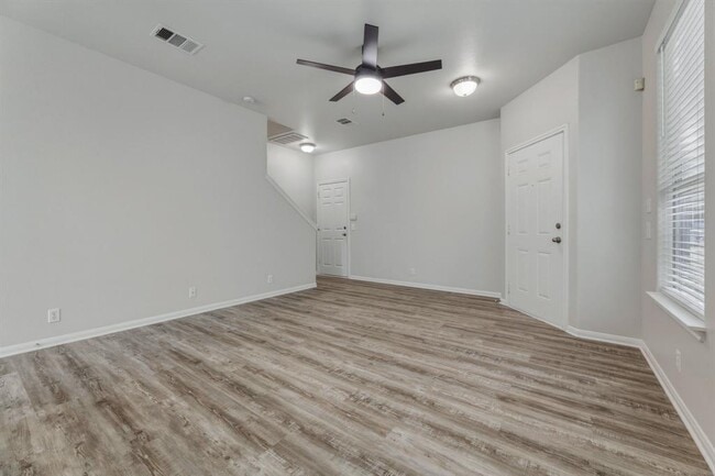 Building Photo - 10608 Plains Trail