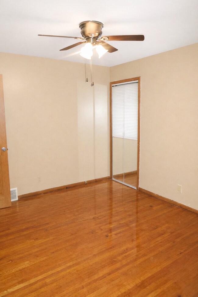 Building Photo - 2905-32ND