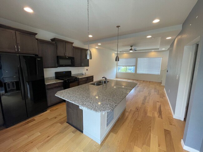 Building Photo - 3 Bedroom Home in Banning Lewis Ranch