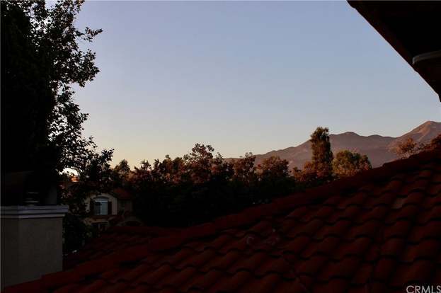 Building Photo - 18 Via Terrano