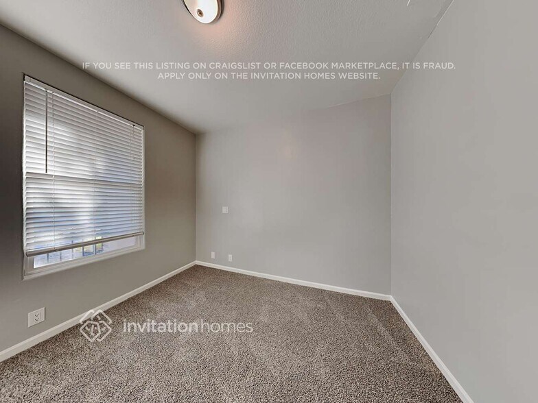 Building Photo - 5535 Ridgepoint Dr