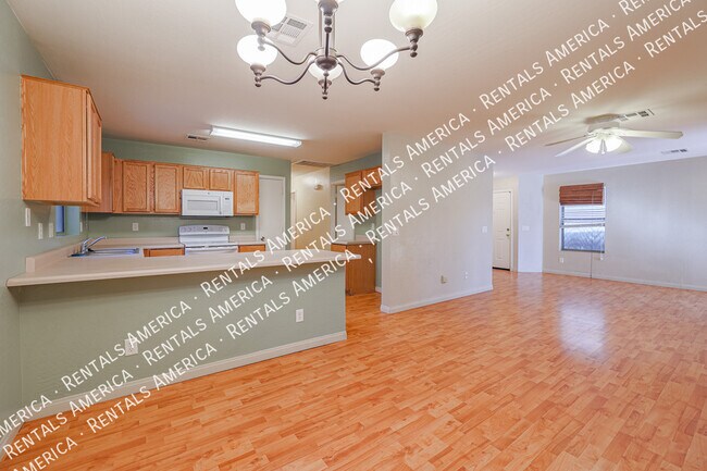 Building Photo - 1104 S 238th Dr