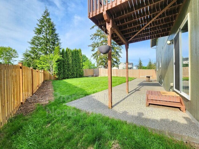 Building Photo - 7209 31st Pl NE