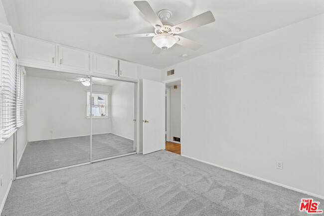Building Photo - 6238 La Tijera Blvd