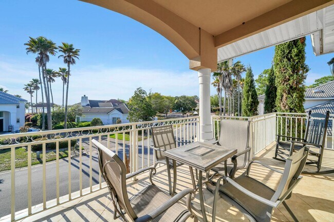 Building Photo - 1393 Sunset Beach Dr
