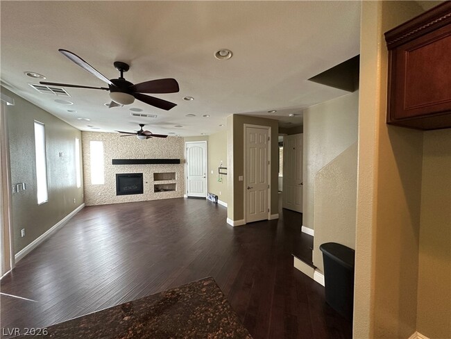 Building Photo - 2442 Granada Bluff Ct