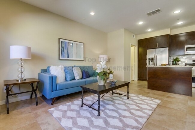 Building Photo - ***Beautiful 2 bed / 2.5 bath / 1,158 sqft...