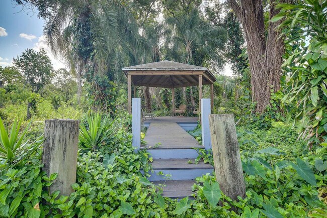 Building Photo - 5100 28th Ave N