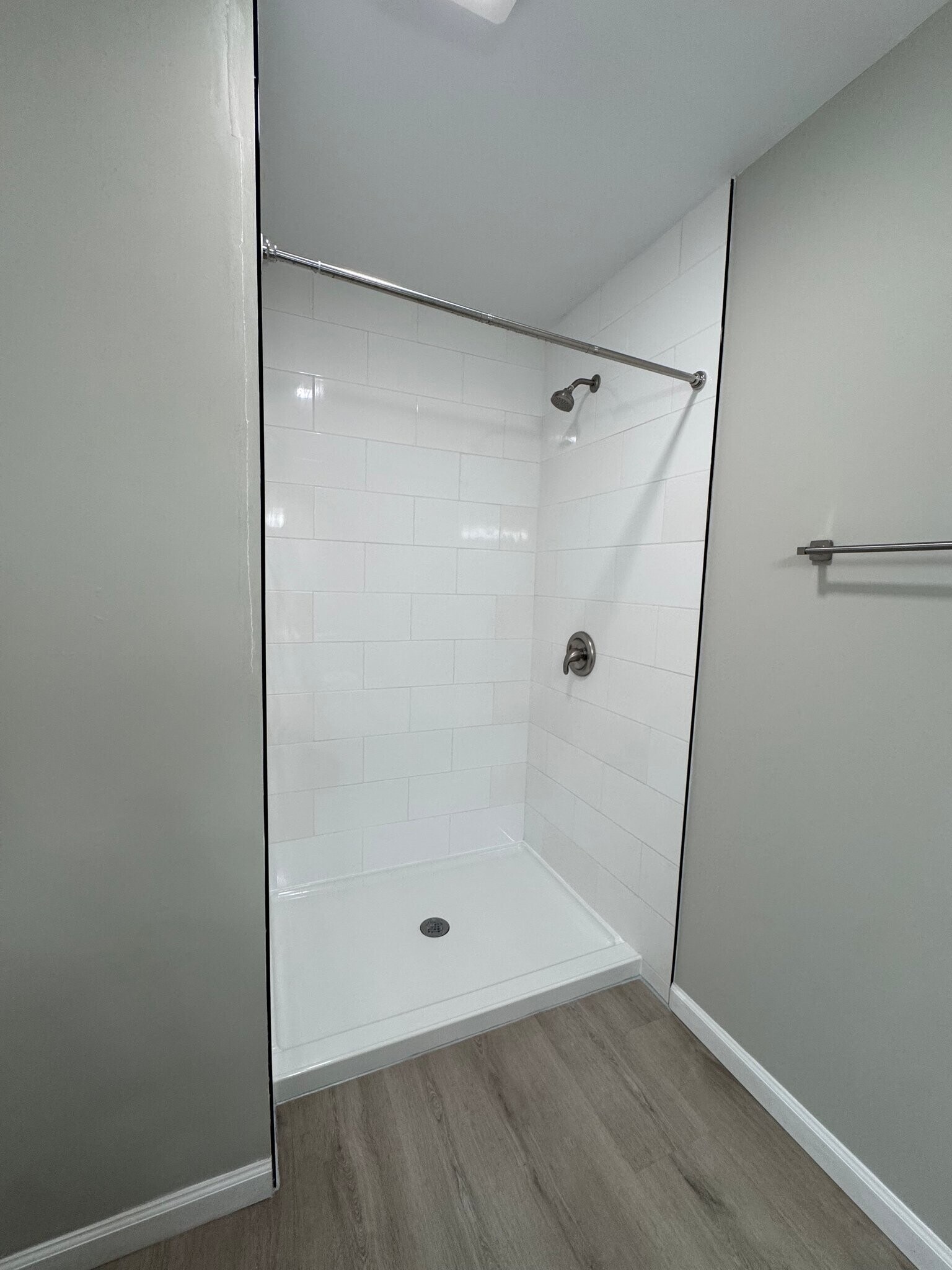 Building Photo - 4205 Greenhaven Ln