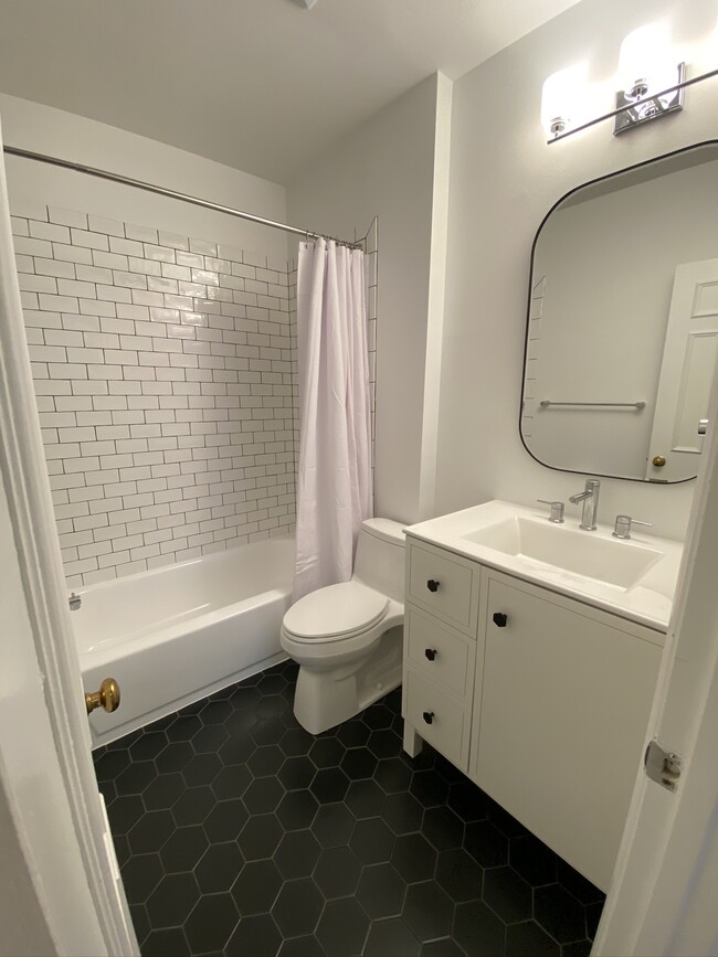 Newly Renovated Bath - 1916 17th St NW