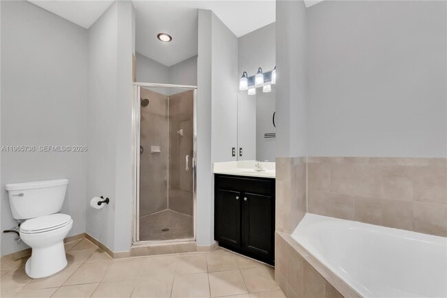 Building Photo - 3401 SE 5th St