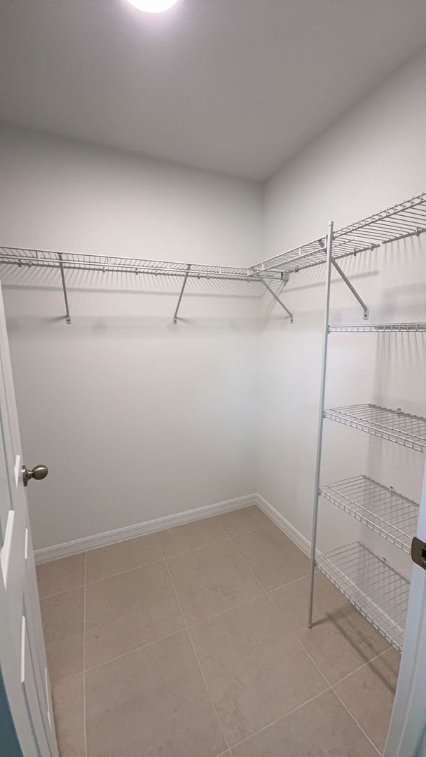 Building Photo - BRAND NEW Beautiful 4-bedroom, 3-bathroom ...