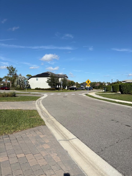 Building Photo - 4760 Crested Eagle Ln