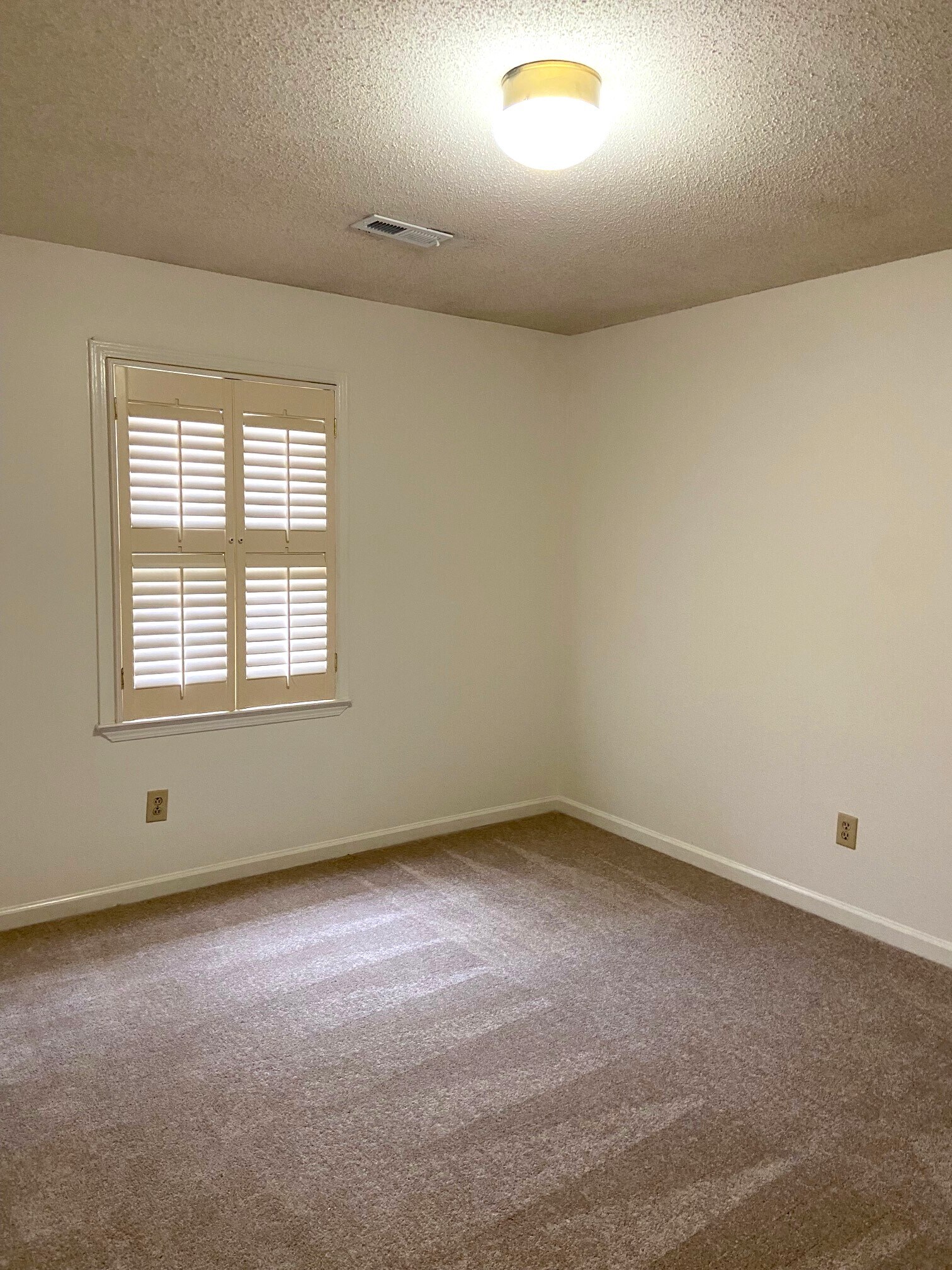 Building Photo - 223 Cambo Ter