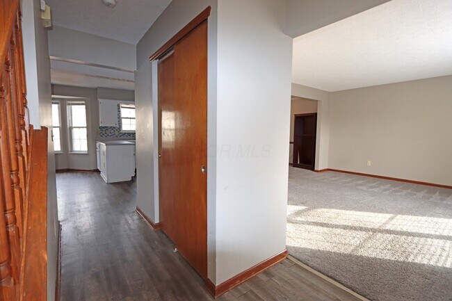 Building Photo - 4862 Roger Allen Ct