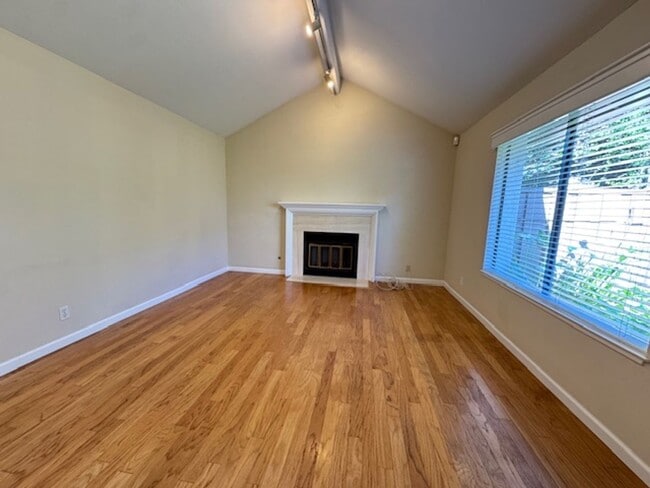 Building Photo - Beautiful updated 2 Story condo in Main Chance Estates w/attached 2 car garage!