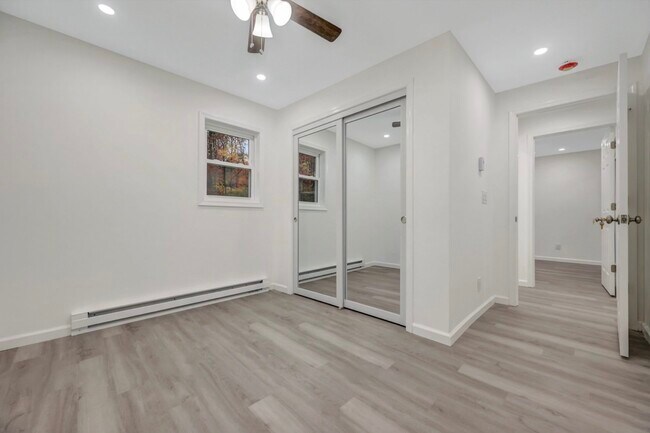 Building Photo - 752 Toll Rd